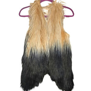 Skies are blue ombre long fur vest size xs